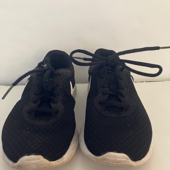 Kids Size 3 Running Shoes - Picture 2 of 3